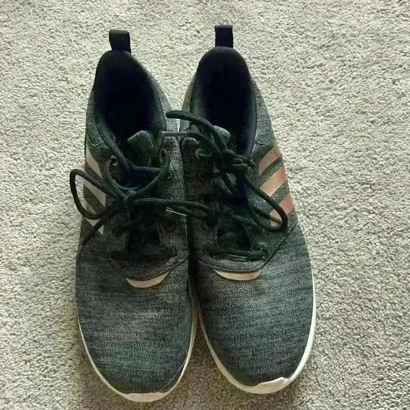 Addidas women’s running shoes - Picture 1 of 3